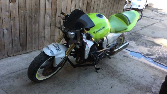 Kawasaki Z 1000. 1 000. ., ,  ,   