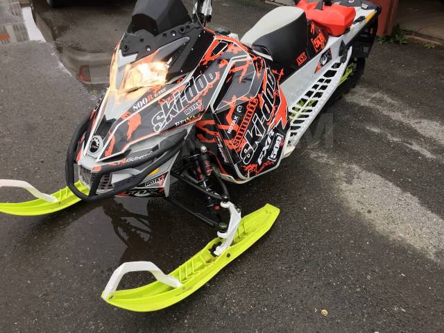 BRP Ski-Doo Summit XM 154 800 E-Tec. ,  ,   