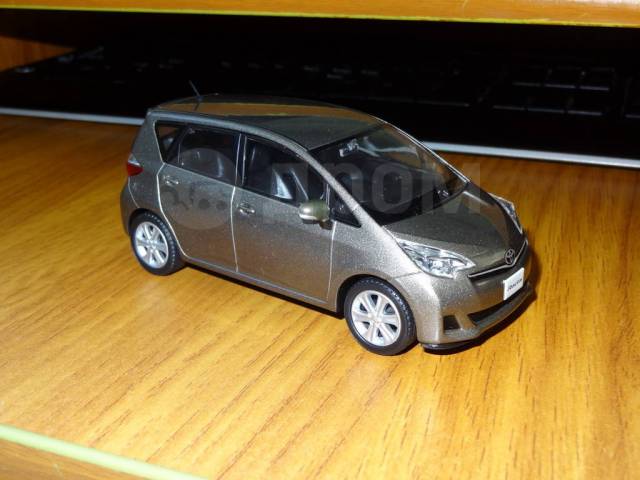  Toyota Ractis, 1:30, ,      