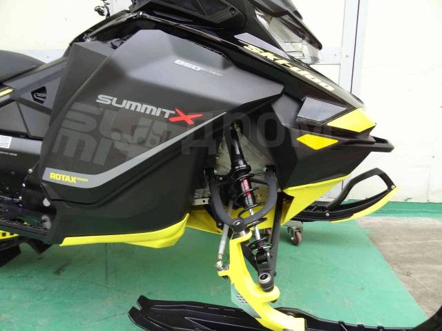 BRP Ski-Doo Summit X 154. ,  ,  .     