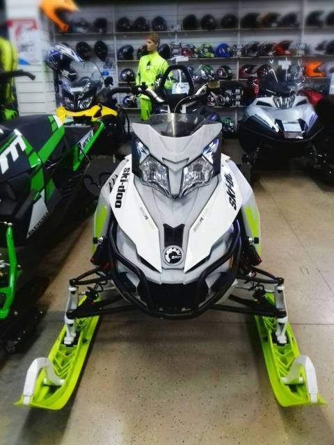 BRP Ski-Doo Summit Freeride. ,  ,   