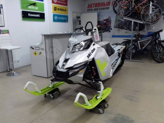 BRP Ski-Doo Summit Freeride. ,  ,   