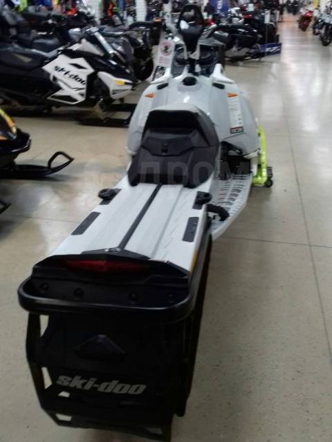 BRP Ski-Doo Summit Freeride. ,  ,   