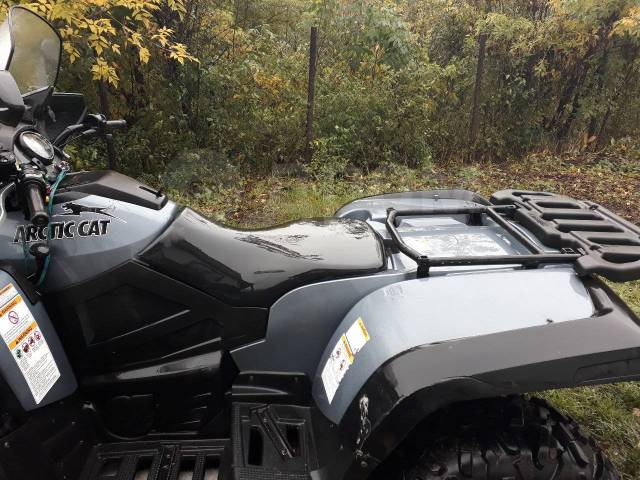 Arctic Cat 700. ,  \,   