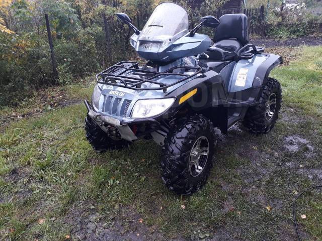 Arctic Cat 700. ,  \,   