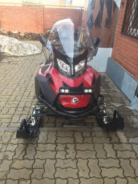 BRP Ski-Doo Expedition SE. ,  ,   