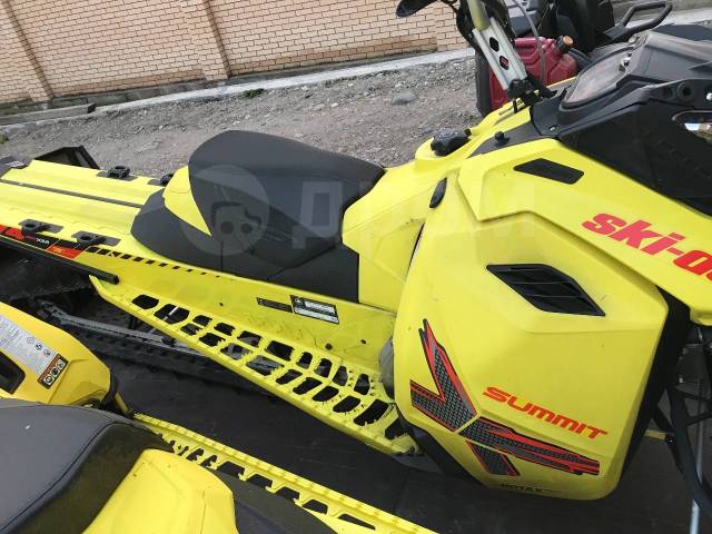 BRP Ski-Doo Summit X T3. ,  ,   