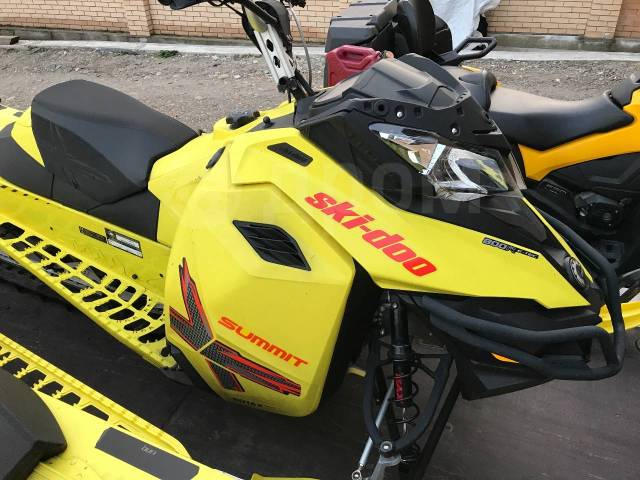 BRP Ski-Doo Summit X T3. ,  ,   