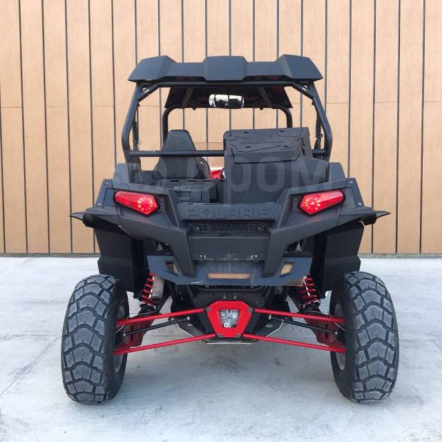 Polaris Ranger XP 900. ,  \,   