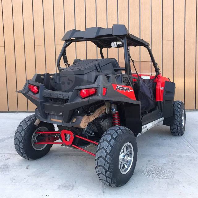 Polaris Ranger XP 900. ,  \,   