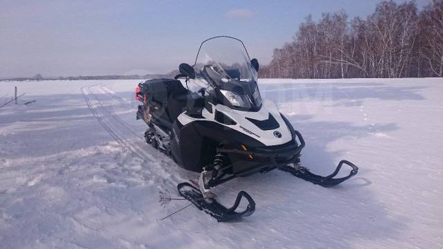 2014 Ski Doo Expedition se 1200