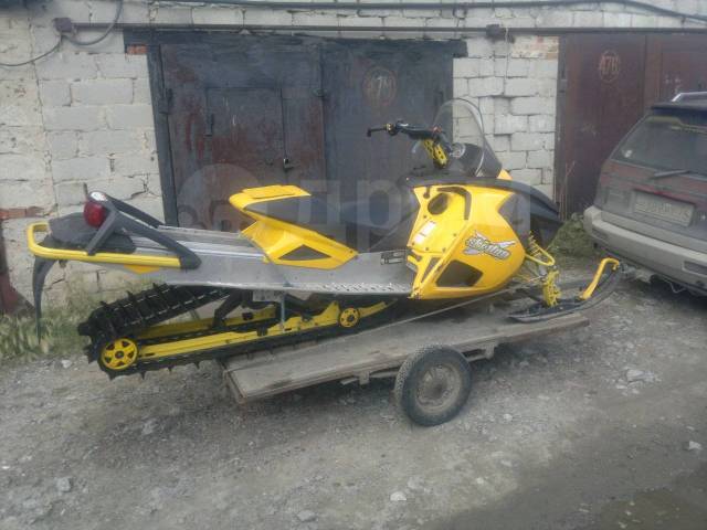 BRP Ski-Doo Summit. ,  ,   