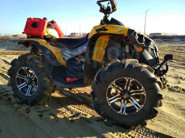 BRP Can-Am Renegade 800. ,  \,   