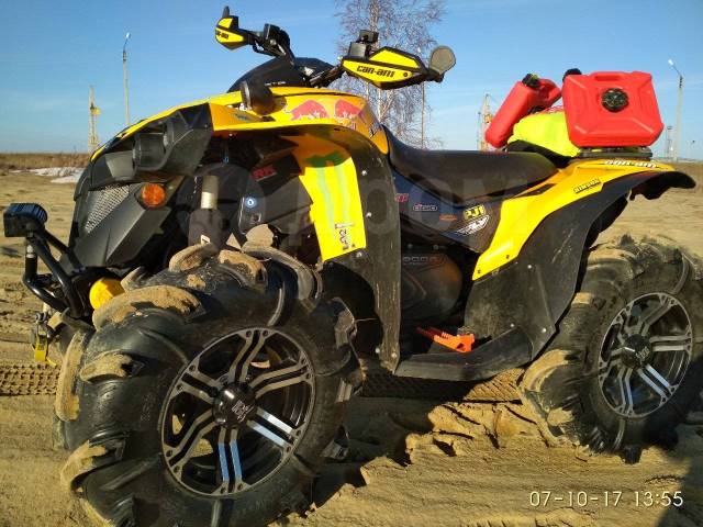 BRP Can-Am Renegade 800. ,  \,   