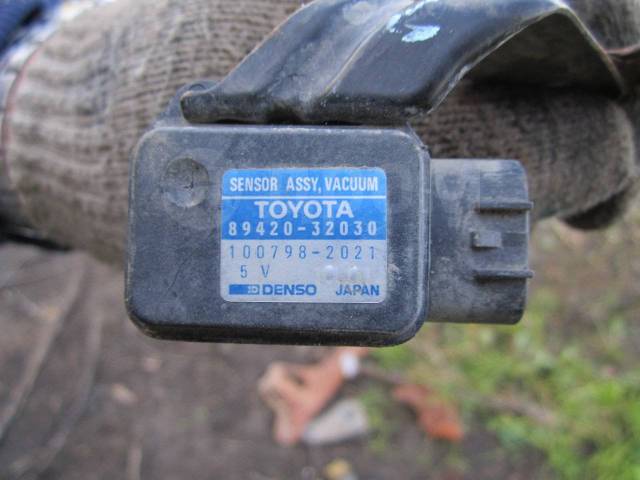 датчик давления шин тойота камри v70. датчик давления в шинах тойота фортунер 2021. датчик давления в шинах камри 70.