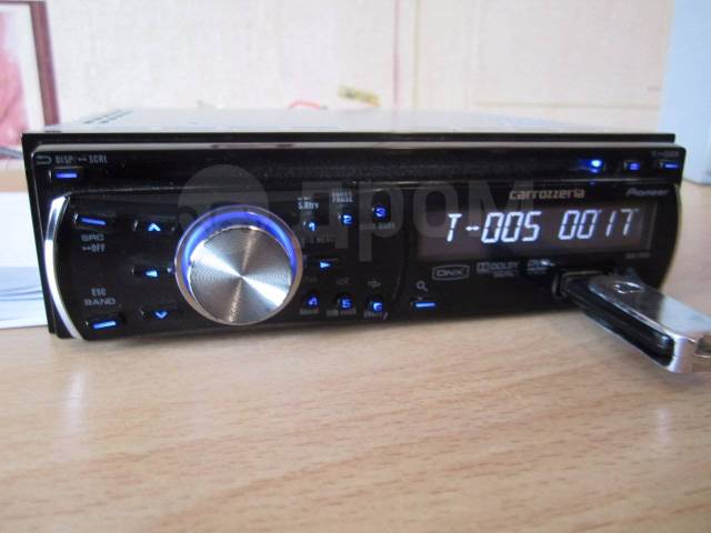 Pioneer Carrozzeria DVH-P550 / DVD, USB, MP3, CD, Divx, JPEG 