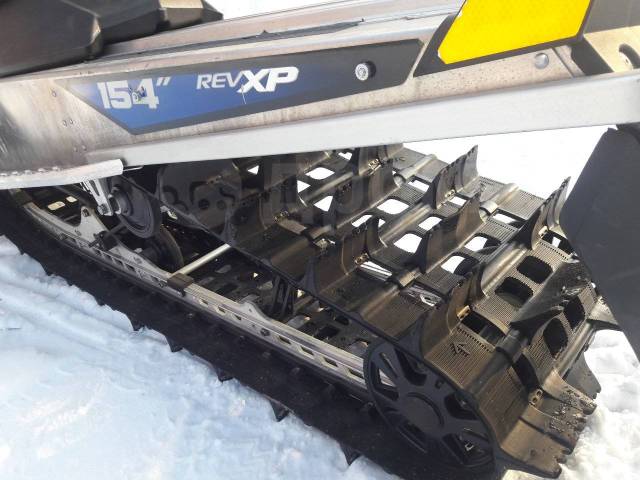 BRP Ski-Doo Summit. ,  ,   