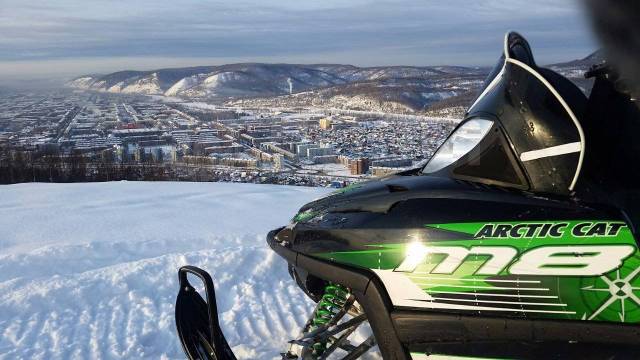 Горный снегоход Arctic Cat