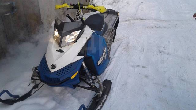 BRP Ski-Doo Summit. ,  ,   