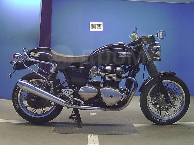 Triumph Thruxton 900 2013