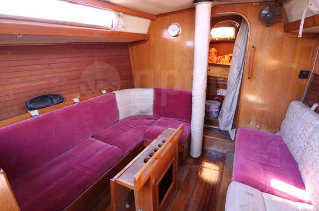   - Yamaha 34 Ketch. 1981 .     