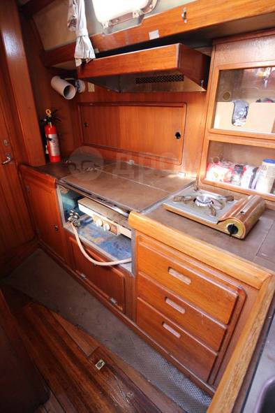   - Yamaha 34 Ketch. 1981 .     