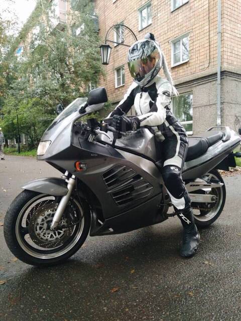 Suzuki RF 900R. 900. ., , ,   