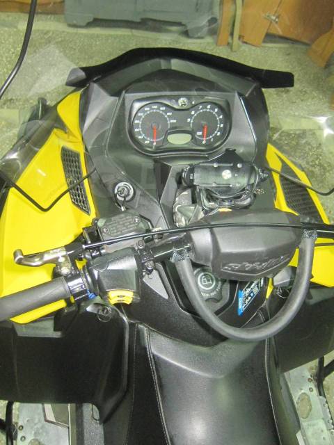 BRP Ski-Doo Skandic SWT. ,  ,   