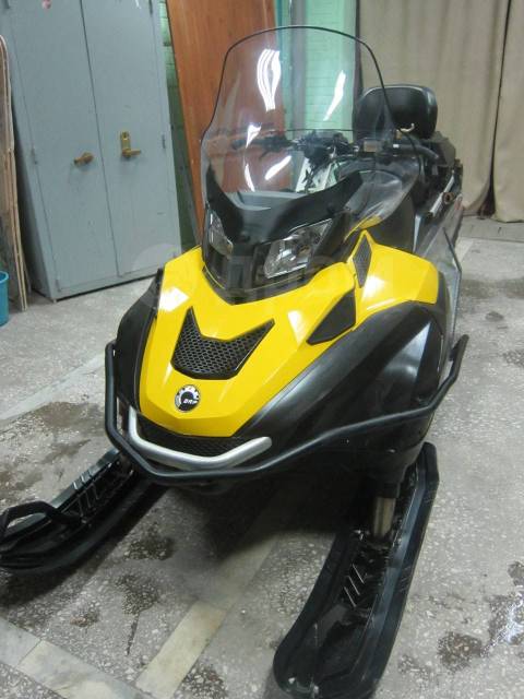 BRP Ski-Doo Skandic SWT. ,  ,   