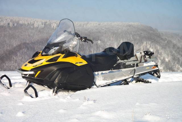 Brp ski doo tundra