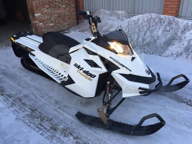 BRP Ski-Doo Summit Freeride. ,  ,   