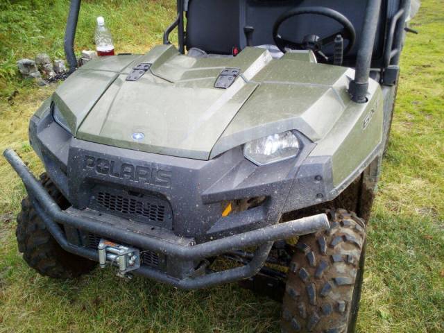 Polaris Ranger. ,  \,   