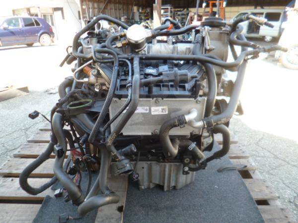 Двигатель Volkswagen Passat (B7) 1.4 TSI CAX CAXC
