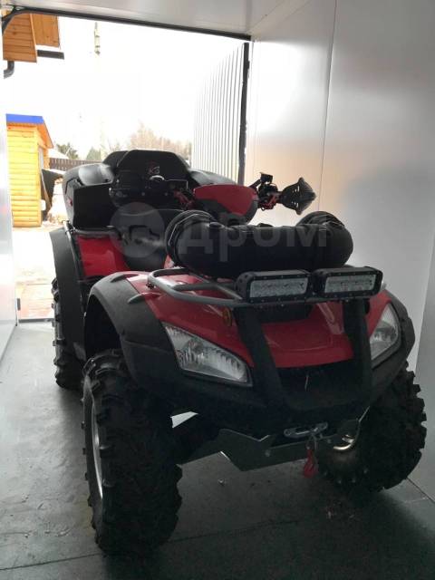 Honda TRX 680. ,  \,   