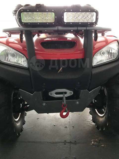 Honda TRX 680. ,  \,   