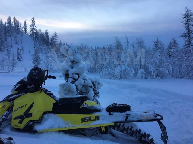 BRP Ski-Doo Summit. ,  ,   