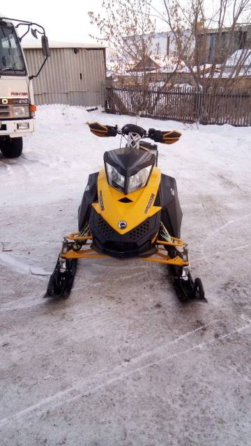 BRP Ski-Doo Summit. ,  ,   