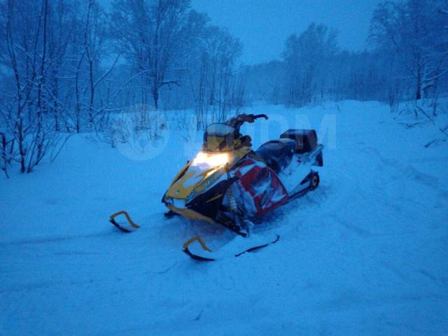 BRP Ski-Doo Summit. ,  ,   