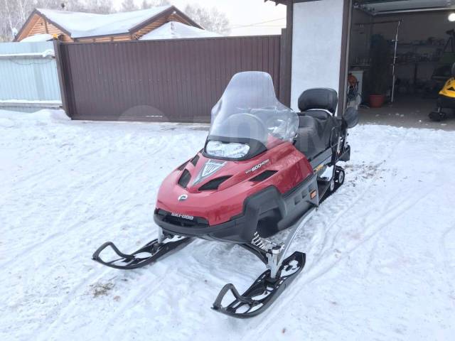 BRP Ski-Doo Expedition. ,  ,   