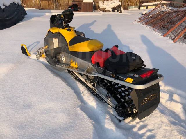 BRP Ski-Doo Summit. ,  ,   