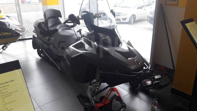 BRP Ski-Doo Expedition. ,  ,   