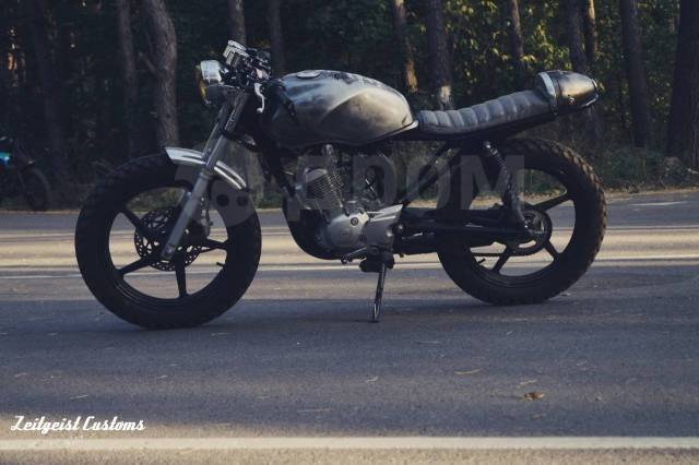 Yamaha YBR 125 Custom