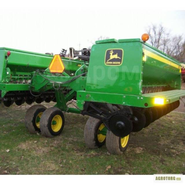Сеялки джон. John Deere 455. Сеялка Джон Дир 455. Сеялка зерновая Джон Дир. Маркеры на сеялку Джон Дир 455.