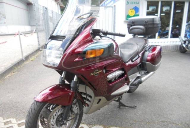 Honda ST 1100. 1 100. ., , ,  .    - 