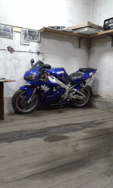 Yamaha R1. 1 000. ., , ,   