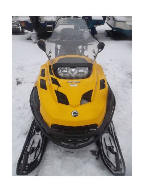 BRP Ski-Doo Skandic SWT.  ,   