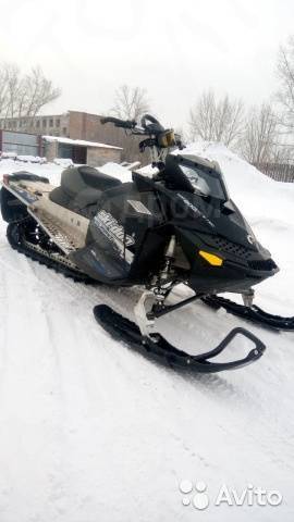 BRP Ski-Doo Summit. ,  ,   