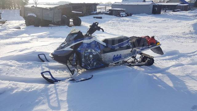 BRP Ski-Doo Summit. ,  ,   