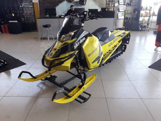 BRP Ski-Doo Summit X T3. ,  ,   