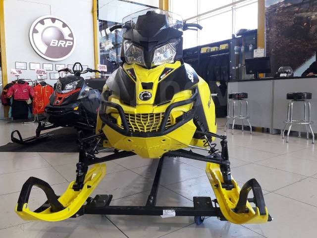 BRP Ski-Doo Summit X T3. ,  ,   